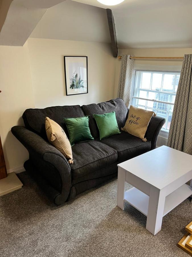 The Hideaway Holywell 1 Apartment Екстериор снимка