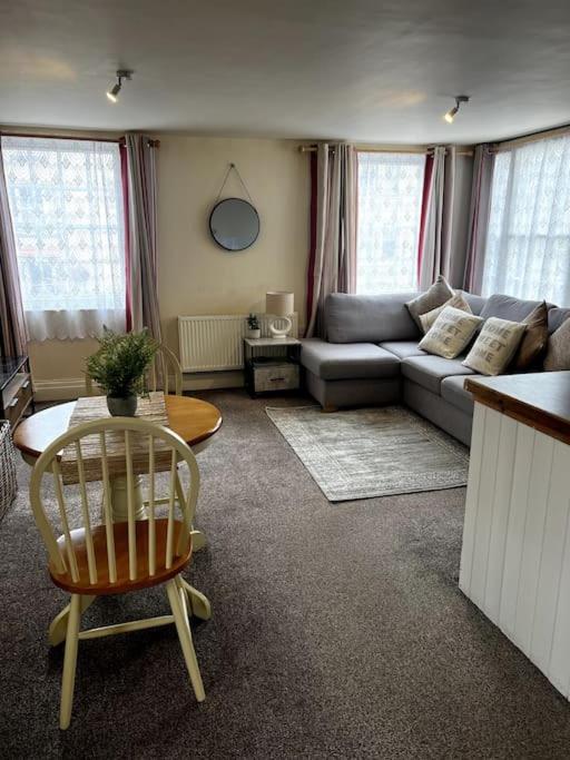 The Hideaway Holywell 1 Apartment Екстериор снимка