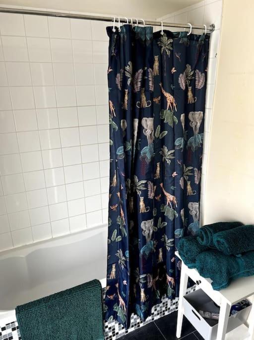 The Hideaway Holywell 1 Apartment Екстериор снимка