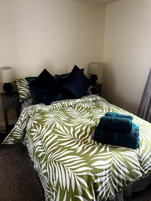 The Hideaway Holywell 1 Apartment Екстериор снимка