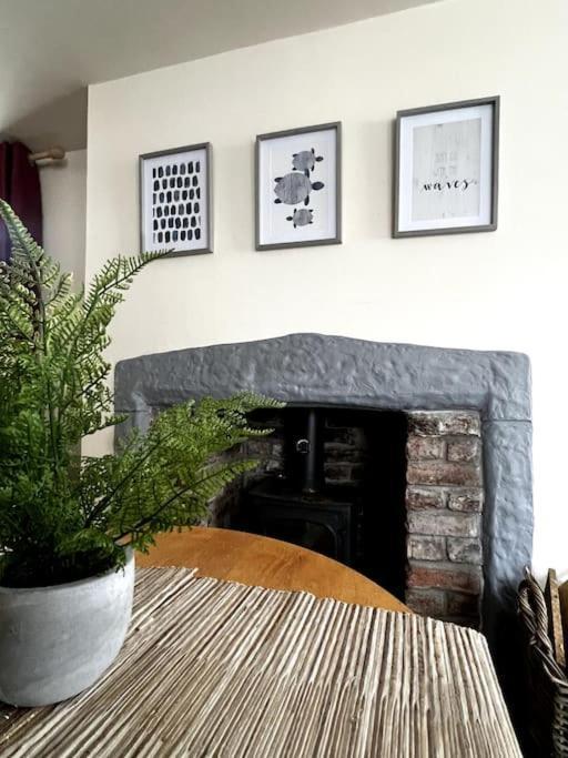 The Hideaway Holywell 1 Apartment Екстериор снимка