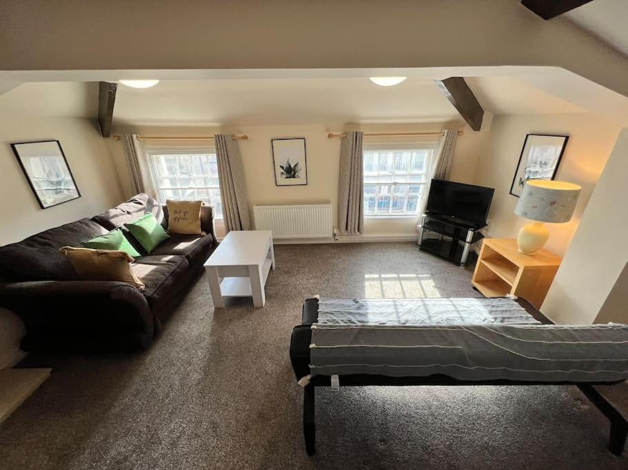 The Hideaway Holywell 1 Apartment Екстериор снимка